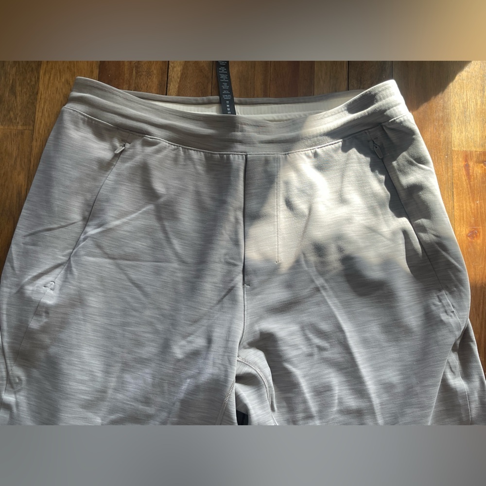 Lululemon balancer pant men’s gray - Picture 4 of 10